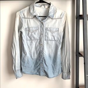 Blue jean ombré button up